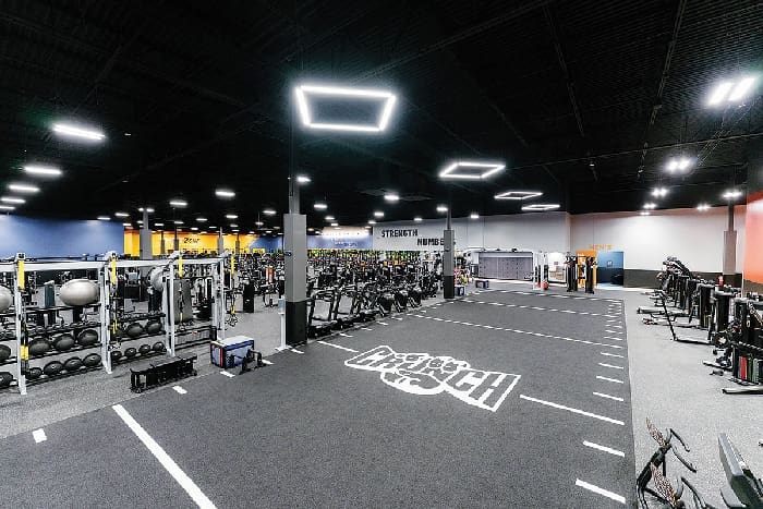 Crunch Fitness Turf